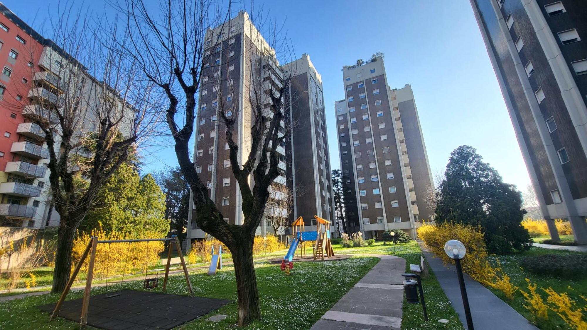Toma Apartment Trilocale Moderno Per Max 6 Persone Мілан Екстер'єр фото