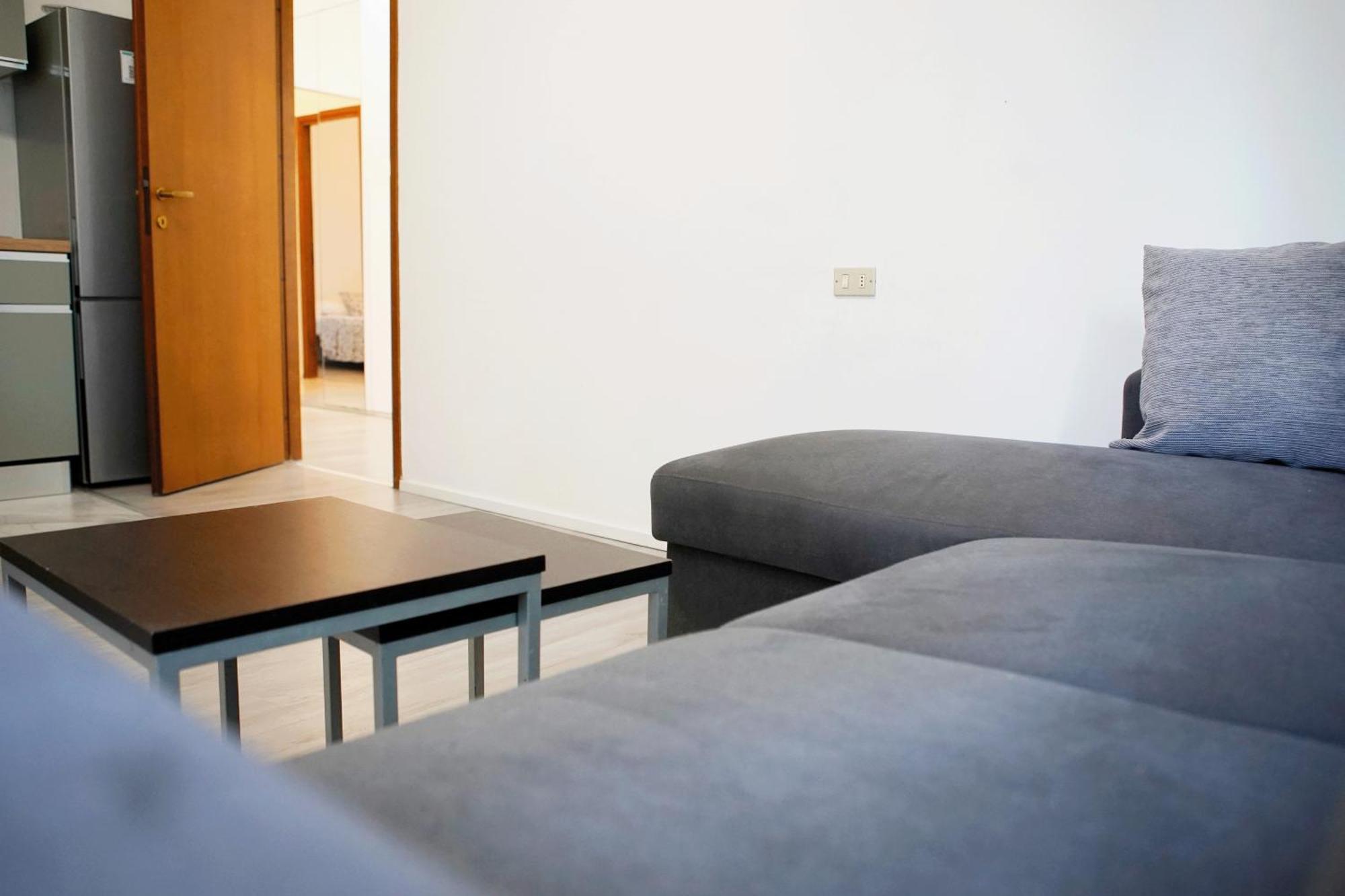 Toma Apartment Trilocale Moderno Per Max 6 Persone Мілан Екстер'єр фото